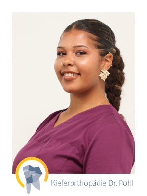 Pohl - Vivian Vivian Agwunedu